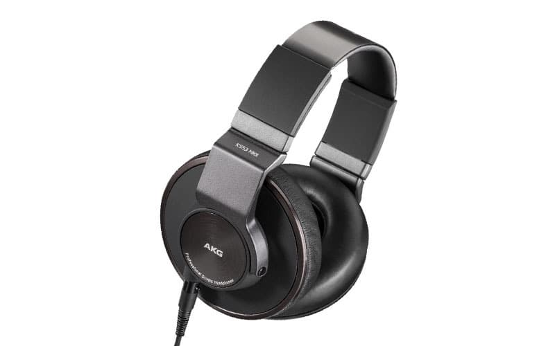 https://blog.landr.com/wp-content/uploads/2019/04/25_Best_Headphones_AKG_K553_MKII.jpg