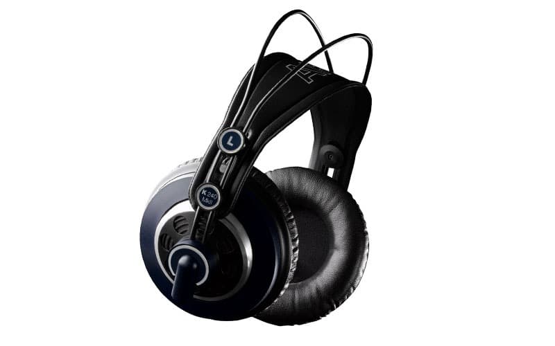 https://blog.landr.com/wp-content/uploads/2019/04/25_Best_Headphones_AKG_k240mkII.jpg