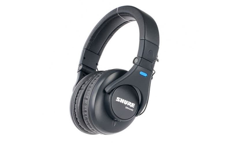 https://blog.landr.com/wp-content/uploads/2019/04/25_Best_Headphones_SHURE_SRH440.jpg