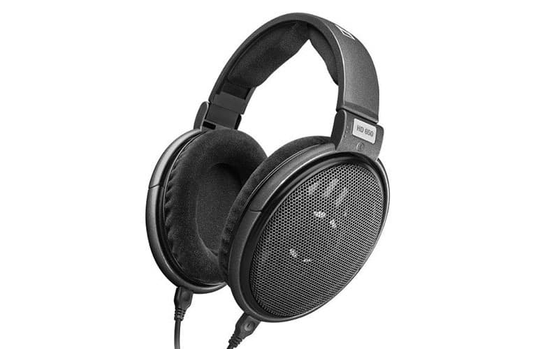 https://blog.landr.com/wp-content/uploads/2019/04/25_Best_Headphones_Sennheiser_HD_650.jpg